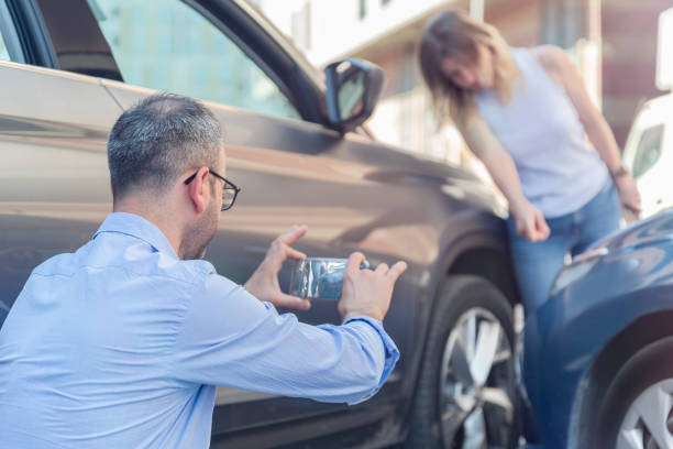 Professional Sr22 Insurance technician working in Lake Riverside, CA